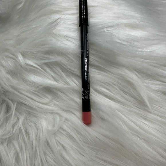 🩷5/$10 Urban Decay Lip Liner in Vibrant Pink - Picture 1 of 5
